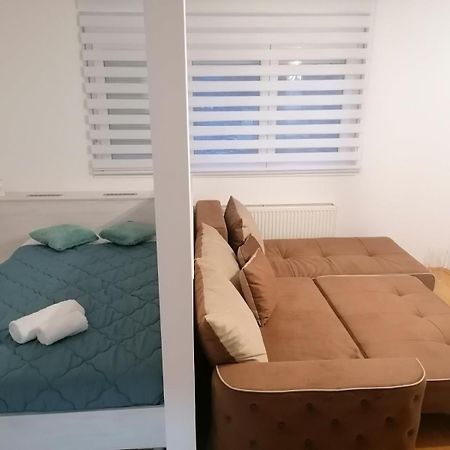 Emili Apartman Jagodina Habitación foto